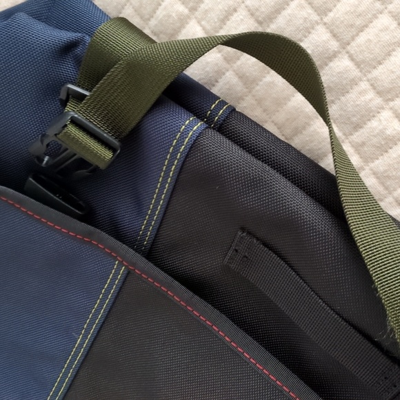 NWT Timbuk2 Messenger Bag - Picture 15 of 17